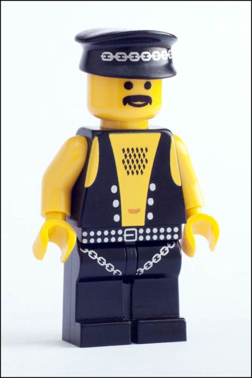 LEGO-Breaking-Bad-citizen-brik-1