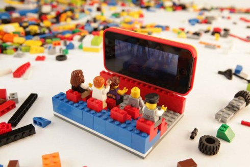 lego-belkin-iphone-5-case-3