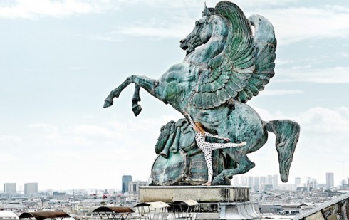 Rooftop-Dancers-in-Paris-by-JR-9