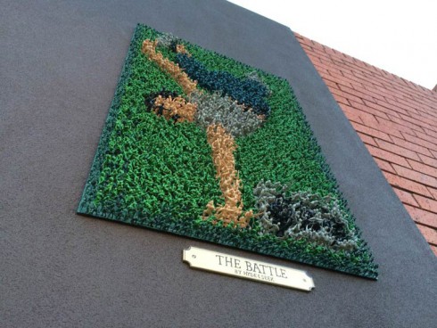 Hyde-and-Seek-street-art-17