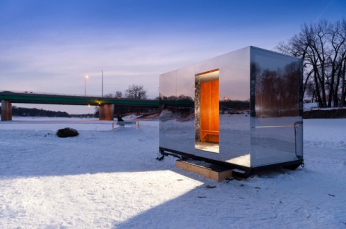 Warming-Huts-On-Frozen-Rivers_0-640x425