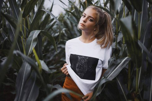 creative-chalkboard-t-shirts-7-900x601